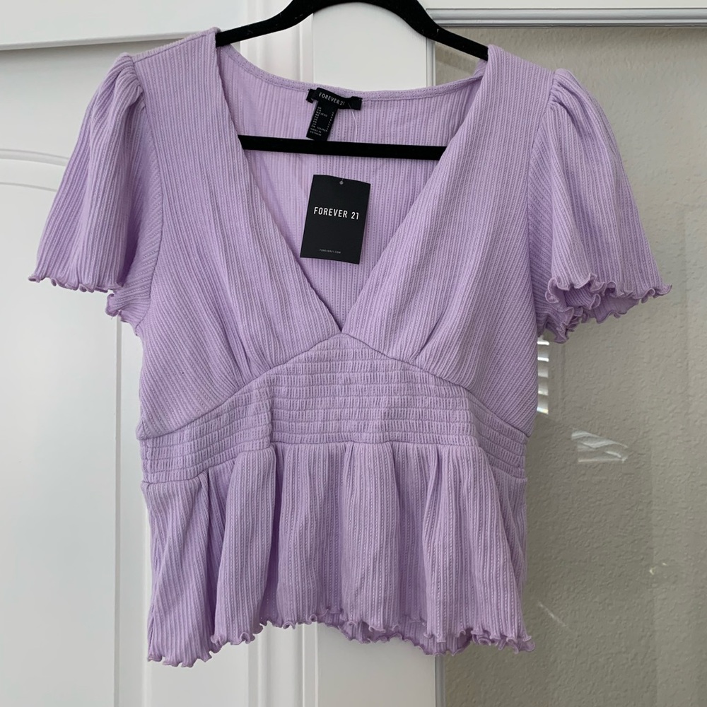 **NEW WITH TAGS** Forever 21 Lavender top